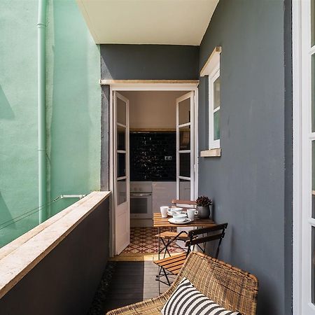 Pedroucos 37 Apartment Lisbon Bagian luar foto