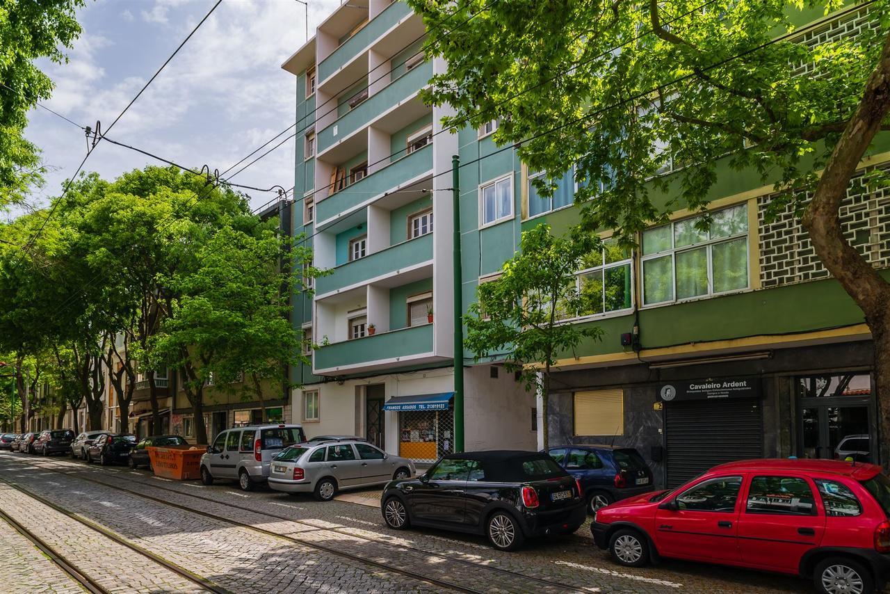 Pedroucos 37 Apartment Lisbon Bagian luar foto