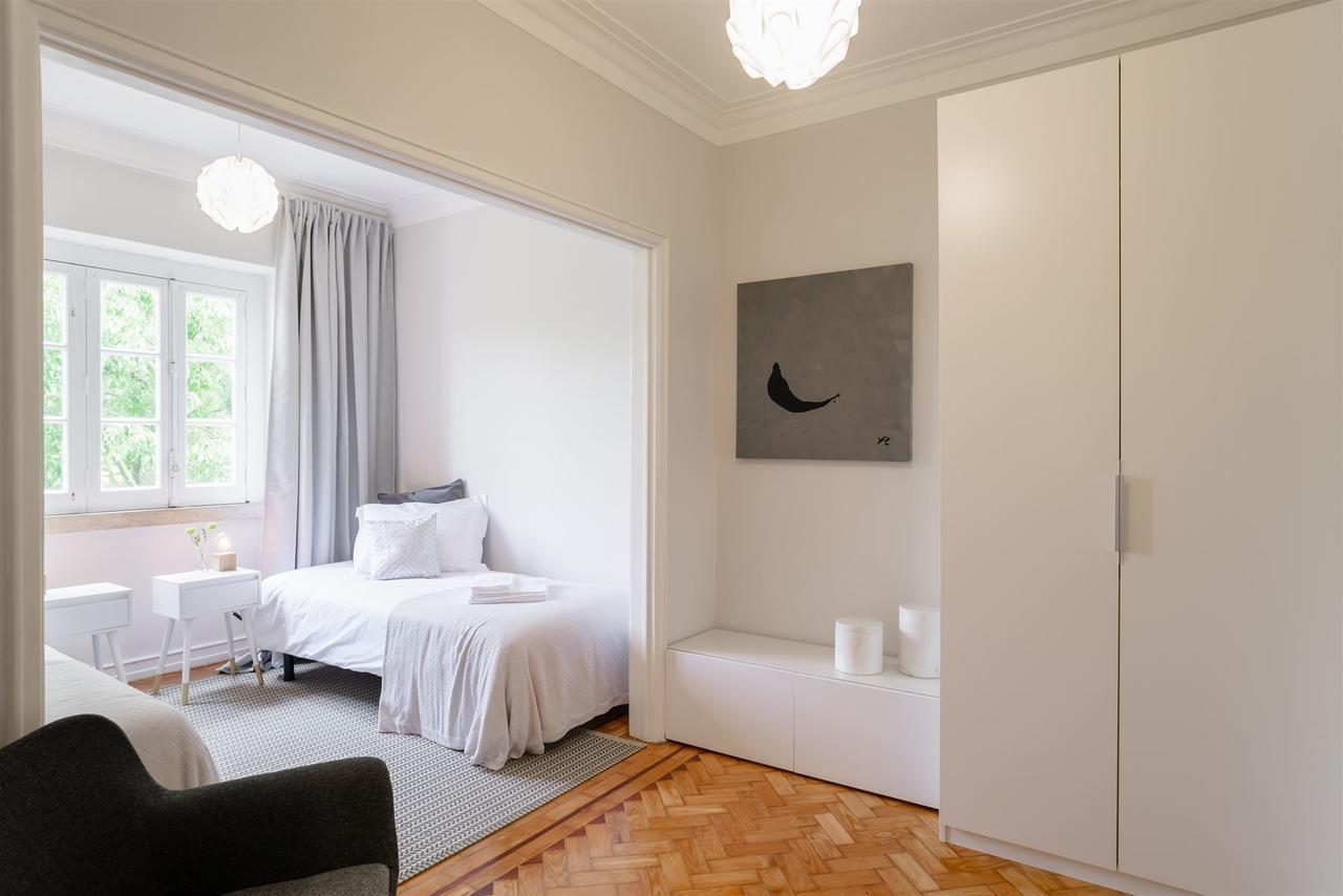 Pedroucos 37 Apartment Lisbon Bagian luar foto