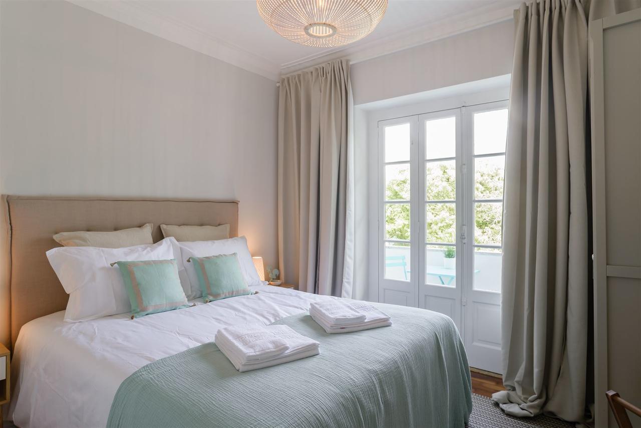 Pedroucos 37 Apartment Lisbon Bagian luar foto